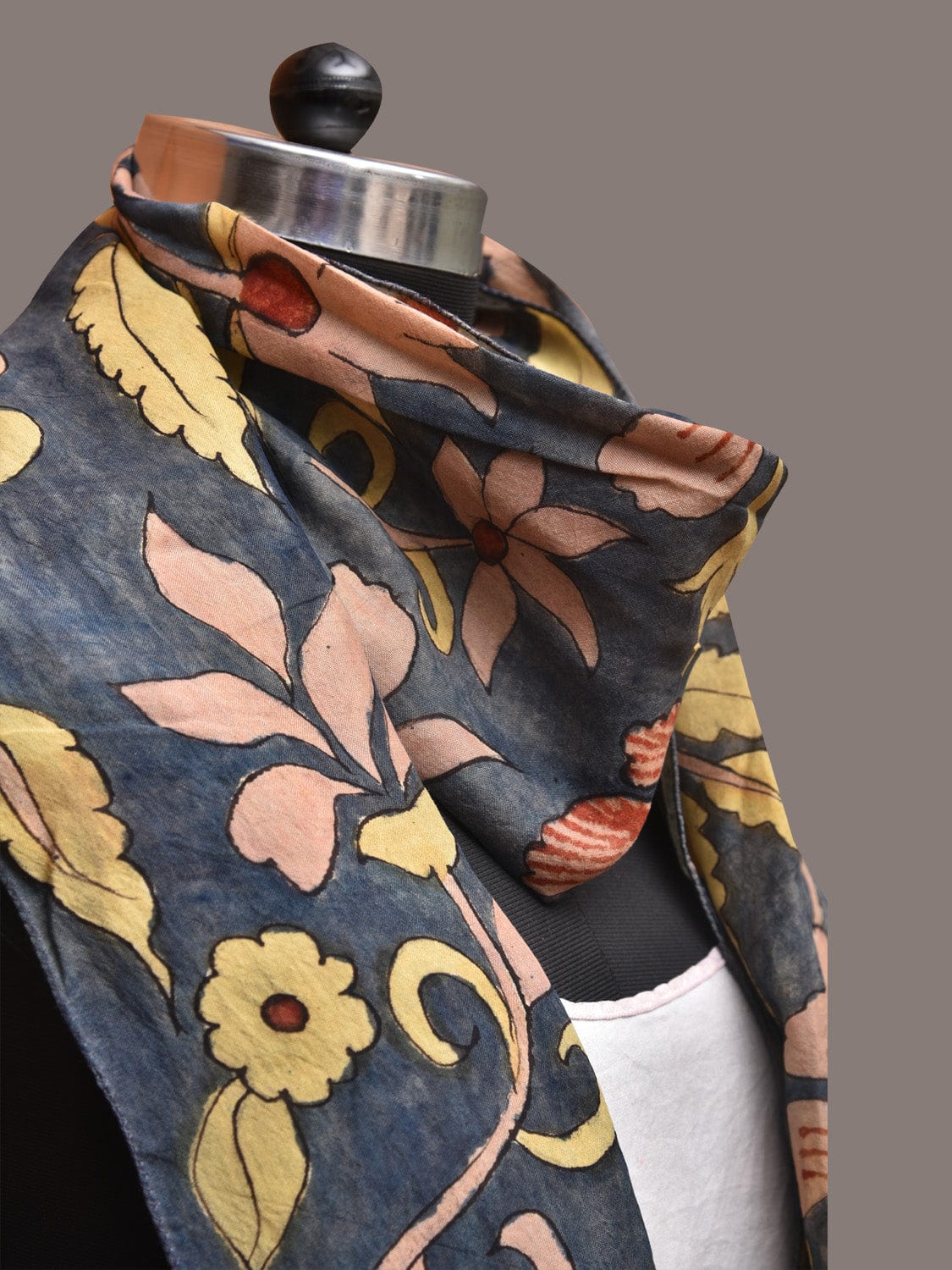 Dark Grey Kalamkari Hand Painted Sico Stole with Floral Design - Global Threads