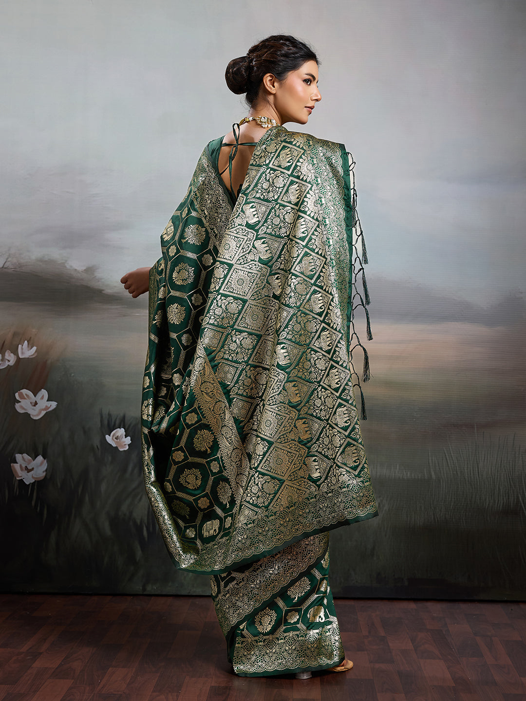 Anaita D Green Silk Blend Woven Saree With Blouse