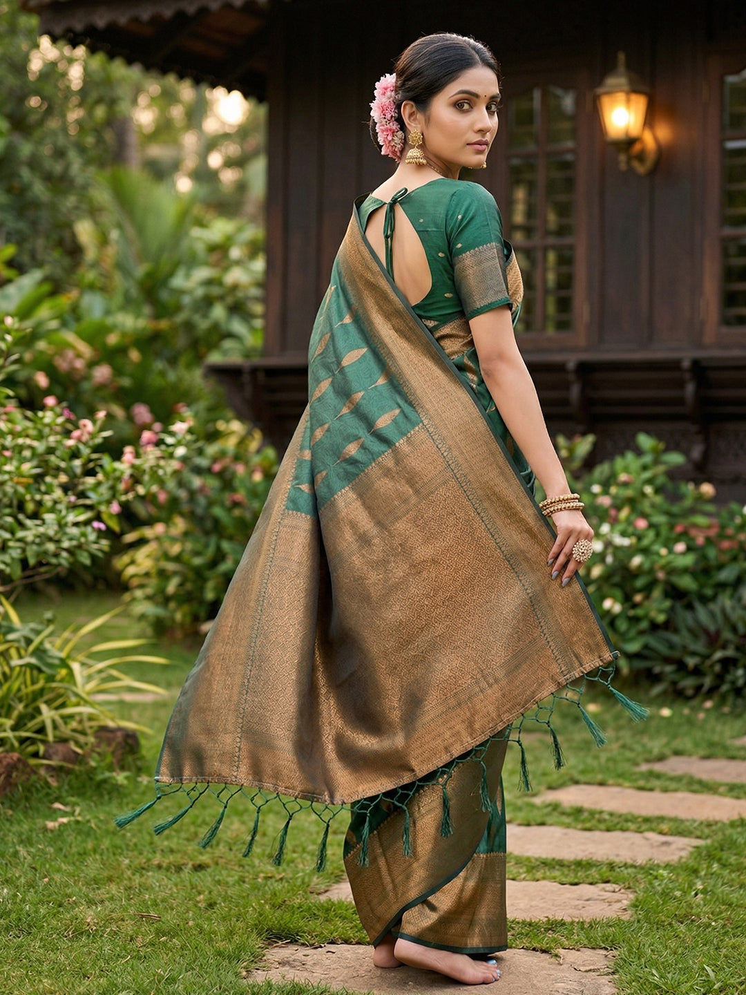 Anaita D Green Silk Blend Woven Saree With Blouse