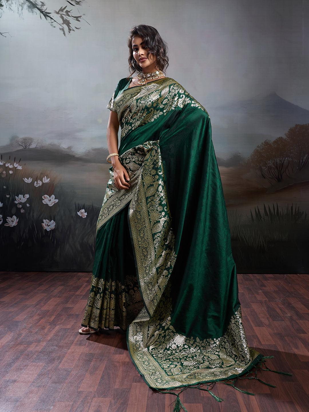 Anaita D Green Silk Blend Woven Saree With Blouse