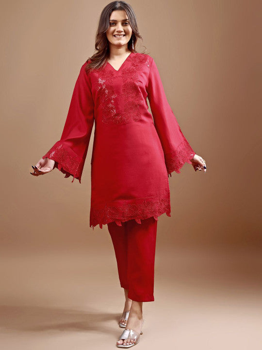 Tikhi Imli Embellished V-Neck Long Sleeves Tunic With Trouser