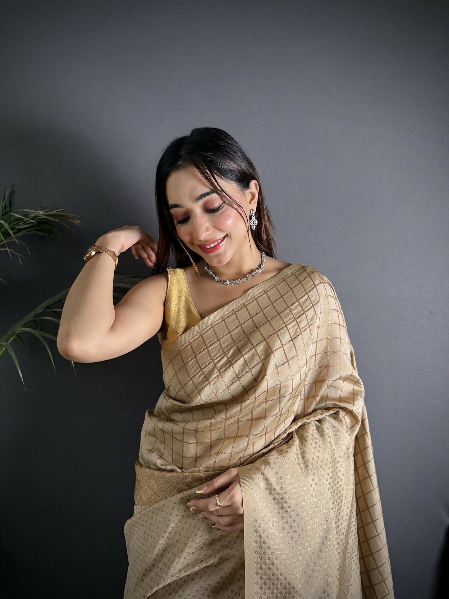 Joban Fashion Ivory Banarasi Soft Lichi Silk Checks & Woven Saree