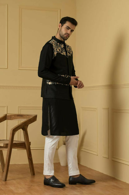 Floral Embroidered Nehru Jacket With Kurta Set by Hilo Design