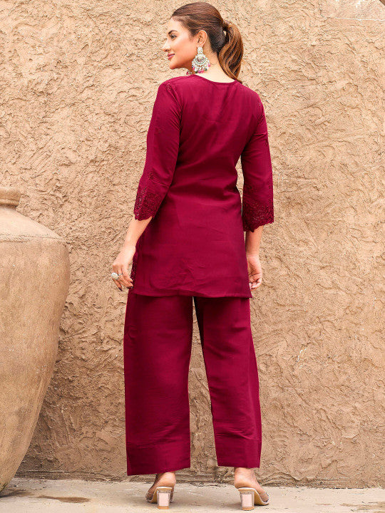 Tikhi Imli Embellished V-Neck Tunic With Trousers Co-Ords