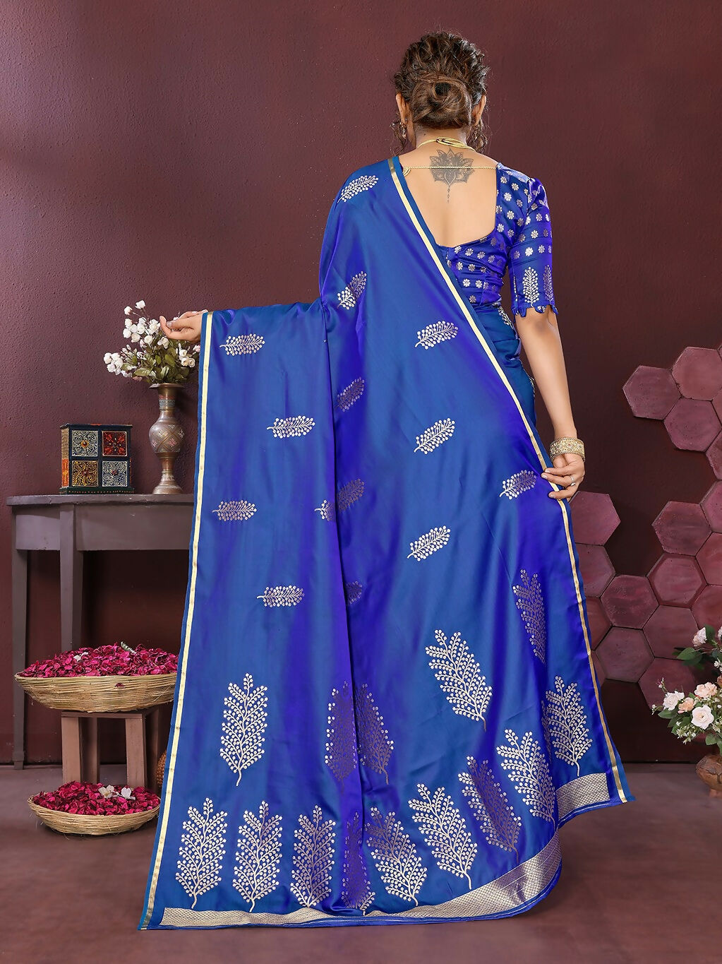 Joban Fashion Royal Blue Floral Motifs Banarasi Silk Sarees