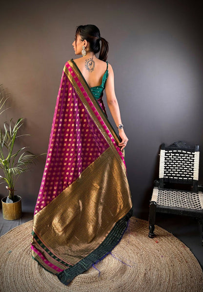 Joban Fashion Green Butti Banarasi Silk Sarees