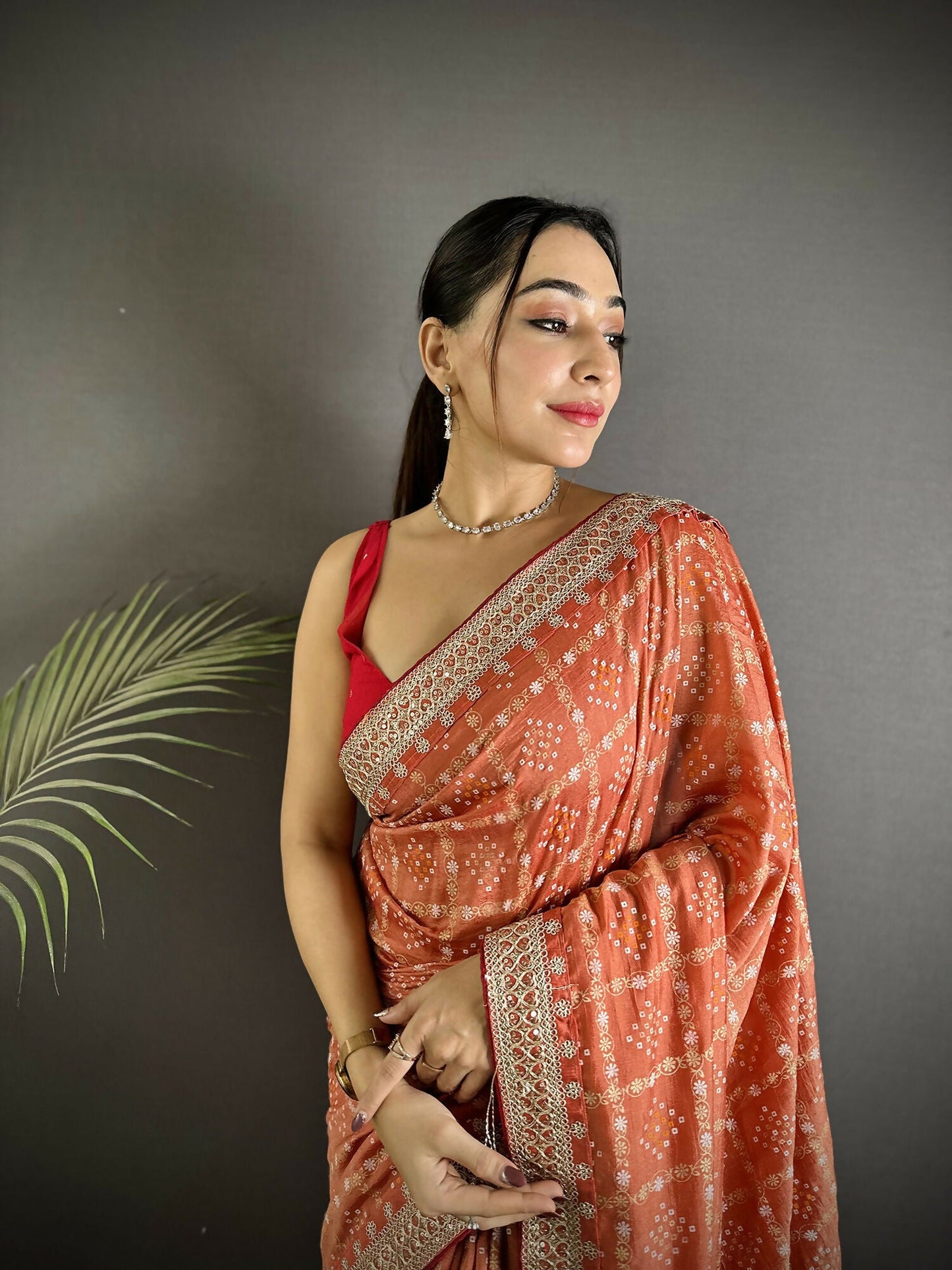 Joban Fashion Peach Bandhej Bandhani Vichitra Silk Bandhani Prints Saree