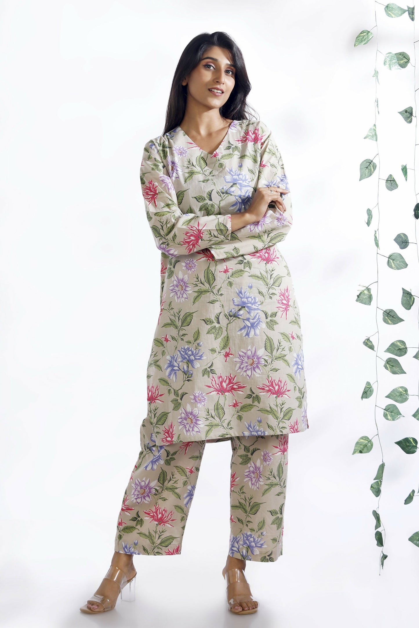 Breathables Women’S Loungewear Long Kurta Co-Ord Set Cotton Cream Floral Print