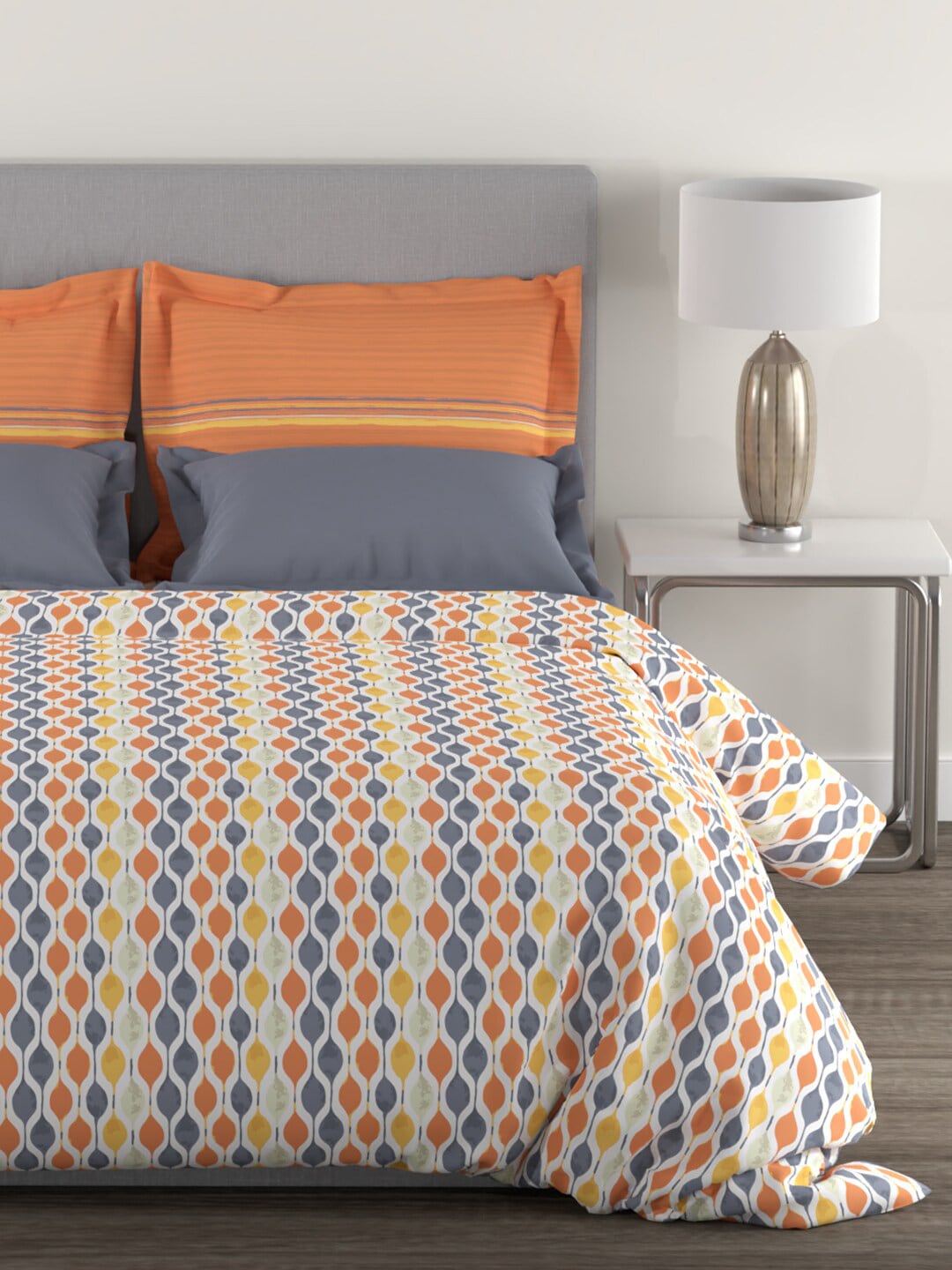 MYTRIDENT Orange White Geometric Cotton 144 TC Queen Bedsheet With 2 Pillow Covers
