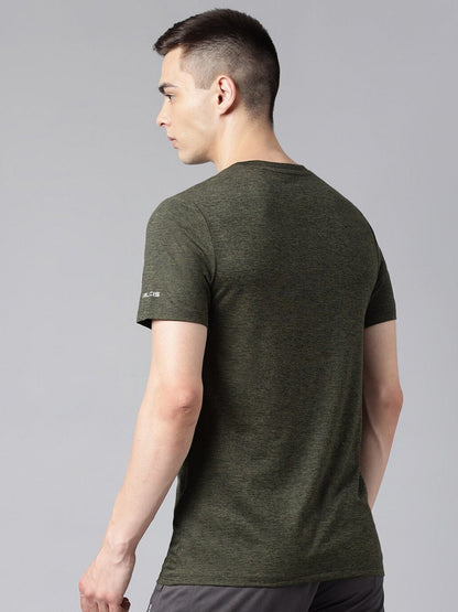 Alcis Typography Printed Dry Tech Slim Fit T-shirt