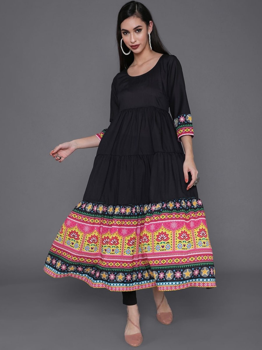 Aks Ethnic Motifs Printed Round Neck Tiered Anarkali Kurta