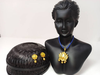 Terracotta Lotus Pendant Mini Necklace Set With Studs