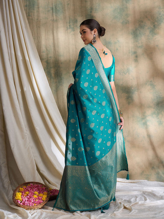 Sangria Woven Design Banarasi Saree With Blouse