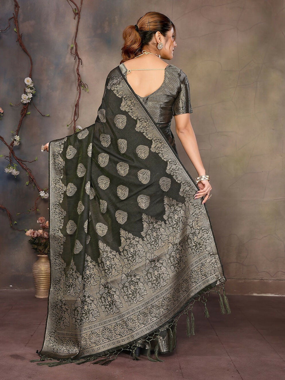 Joban Fashion Dark Green Woven Jacquard Banarasi Silk Sarees