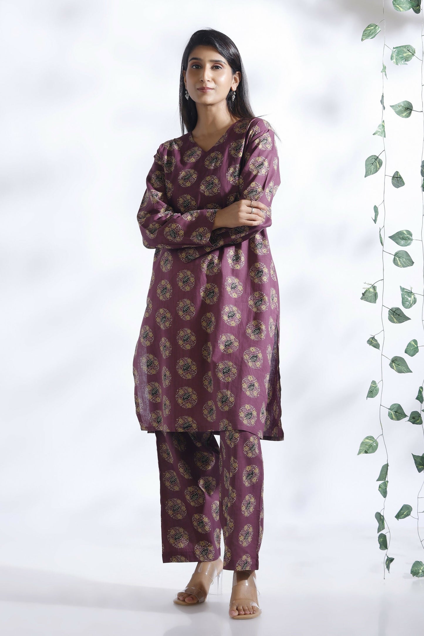 Breathables Wine Butta Print Cotton Kurta & Pants Set