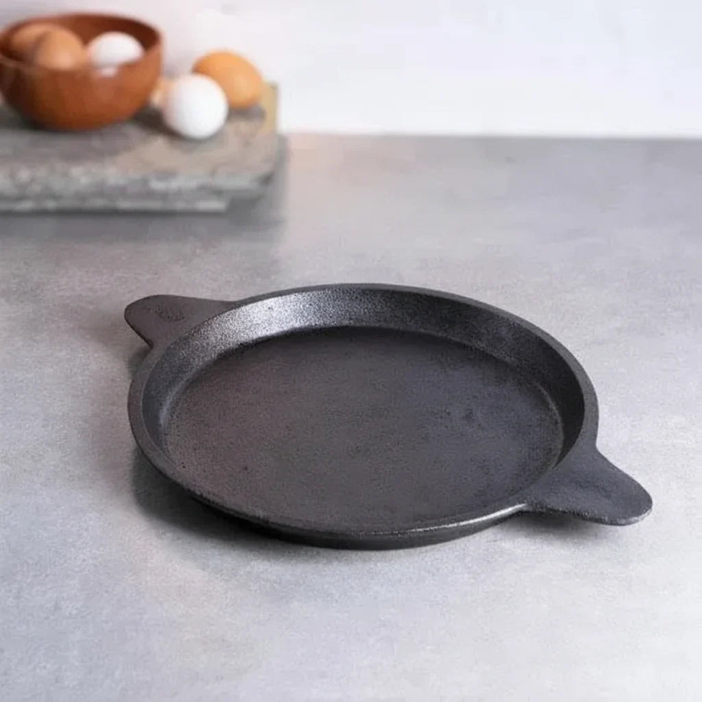 Zishta Cast Iron Raised Edge Fry Pan Omelette Pan Induction Friendly