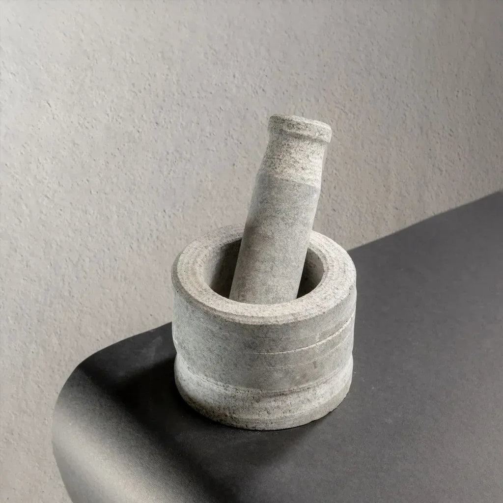 Zishta Hardstone Hand Chiseled Mortar and Pestle Traditional Kitchen Accessory