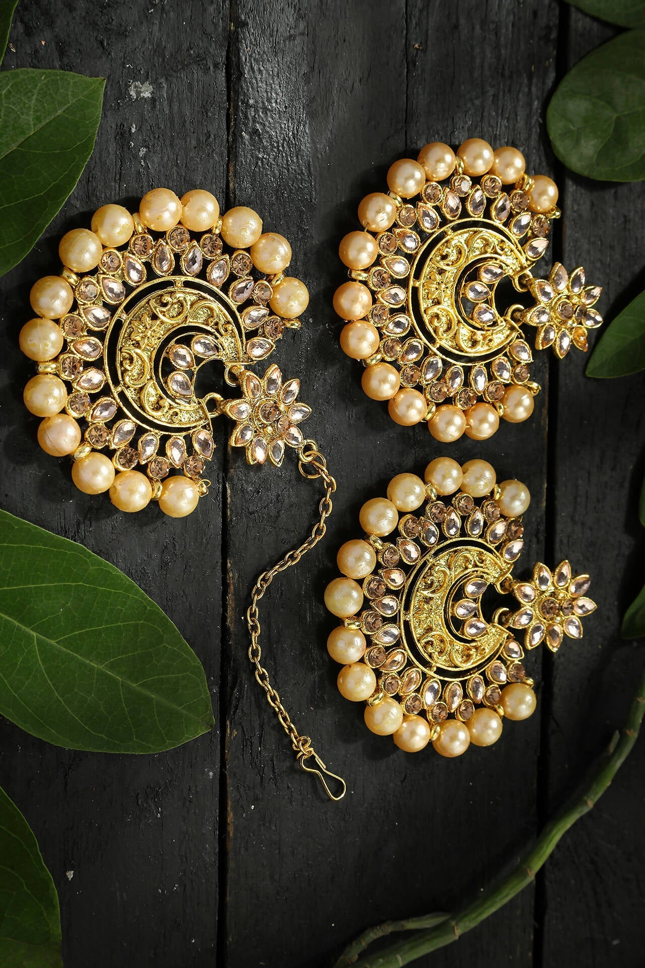 Mominos Fashion Joharkamal Kundan work Earrings with Tika