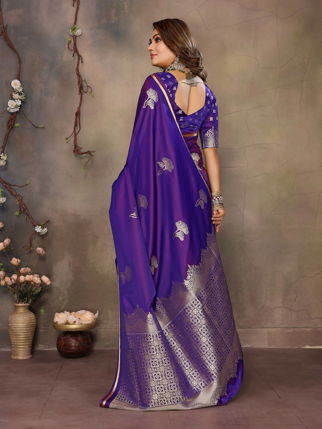 Joban Fashion Purple Floral Motifs Banarasi Silk Sarees
