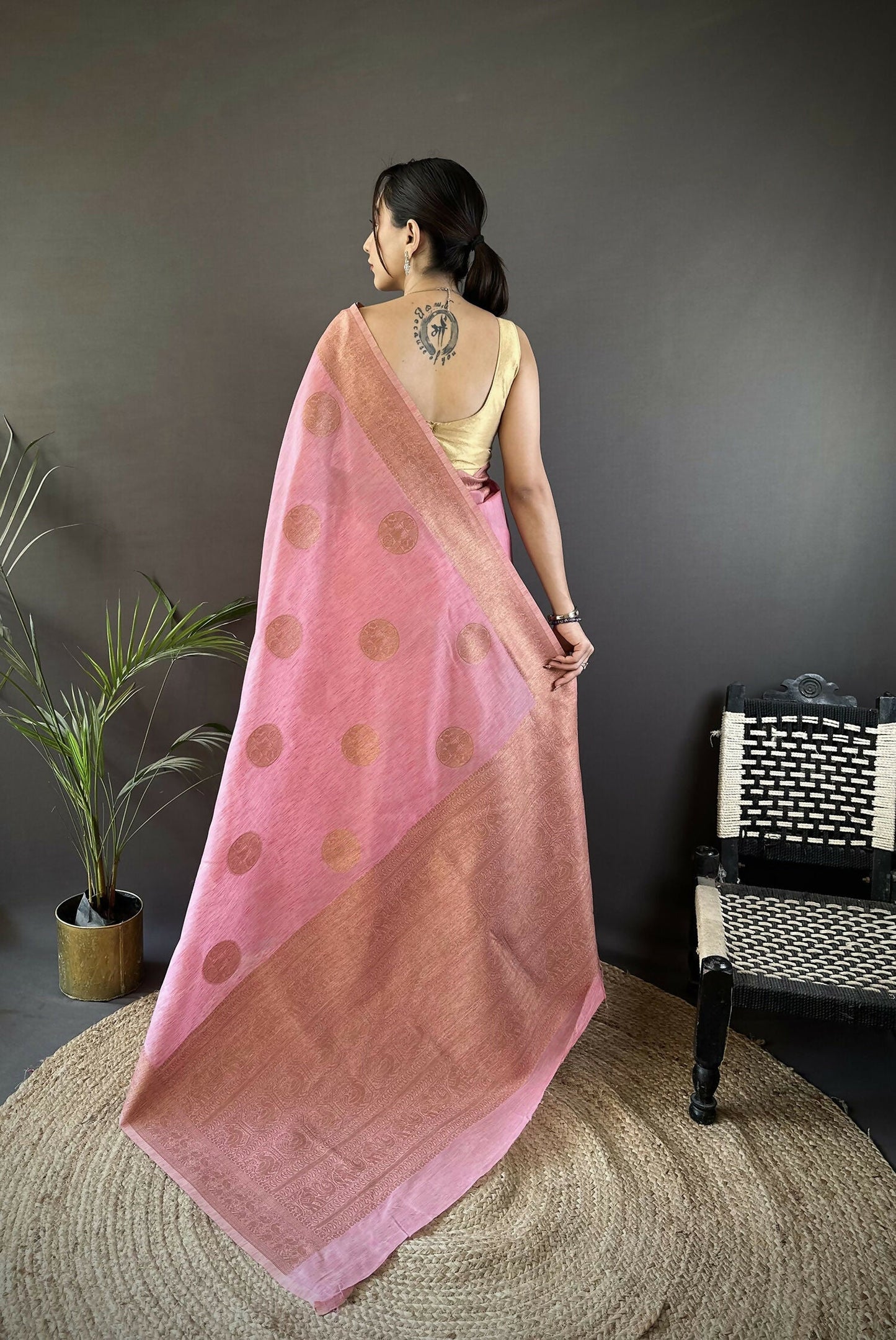 Joban Fashion Pastel Pink Floral & Paisley  Linen Silk Banarasi Saree