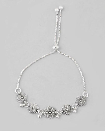 VOJ Set of 2 Traditional Flower Shapped Designer Anklet