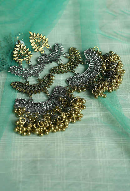 Mominos Fashion Johar Kamal Beautiful Silver & Gold Earrings