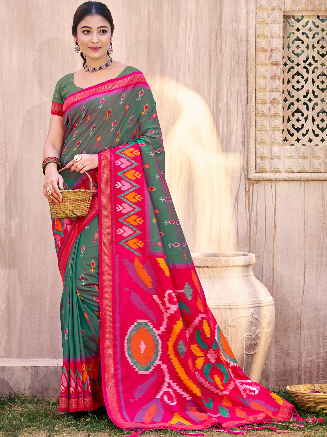Shree Shyam Fashion Grey Pochampally Silk Saree