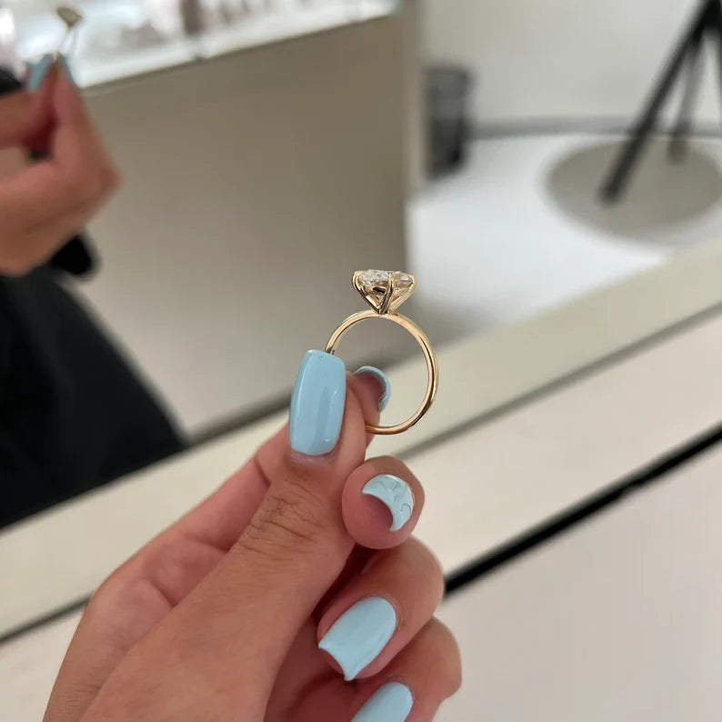 3 Carat Oval Cut E VVS2 Engagement Ring / Oval Lab Grown Diamond Ring / 14K or 18K Yellow Gold Ring / Thin Ring / Minimal Ring / Dainty Ring