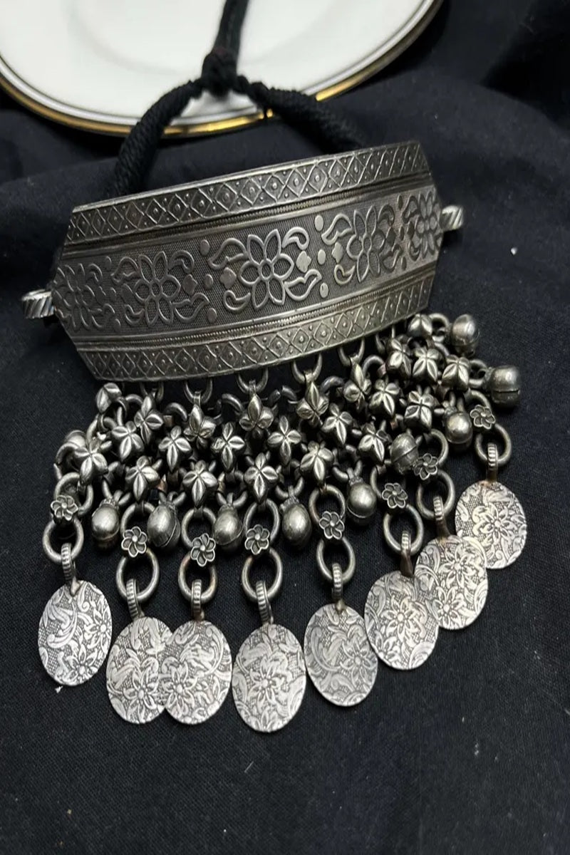 Vastrabhushan Oxidized Silver Chitai Torque Hasuli Necklace – Tribal Indian Boho Choker with Coin & Ghungroo