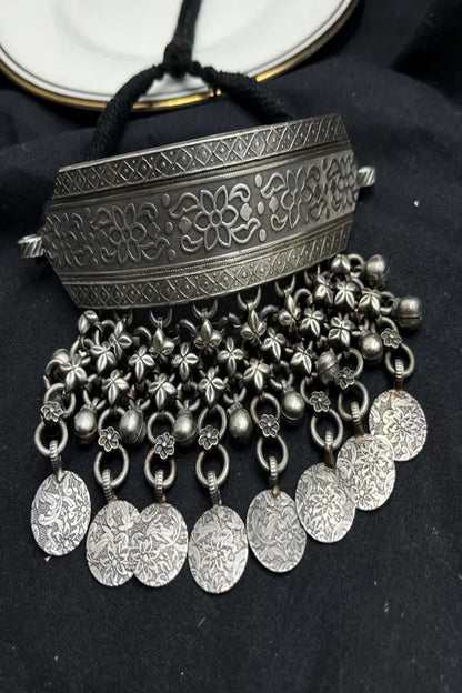 Vastrabhushan Oxidized Silver Chitai Torque Hasuli Necklace – Tribal Indian Boho Choker with Coin & Ghungroo