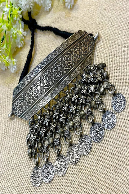 Vastrabhushan Oxidized Silver Chitai Torque Hasuli Necklace – Tribal Indian Boho Choker with Coin & Ghungroo