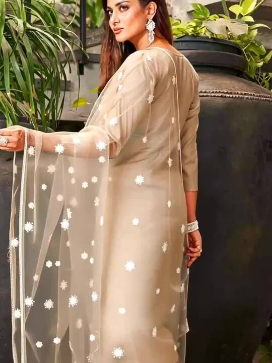 Tikhi Imli Floral Embroidered Chikankari Pure Cotton Kurta with Trousers & Dupatta