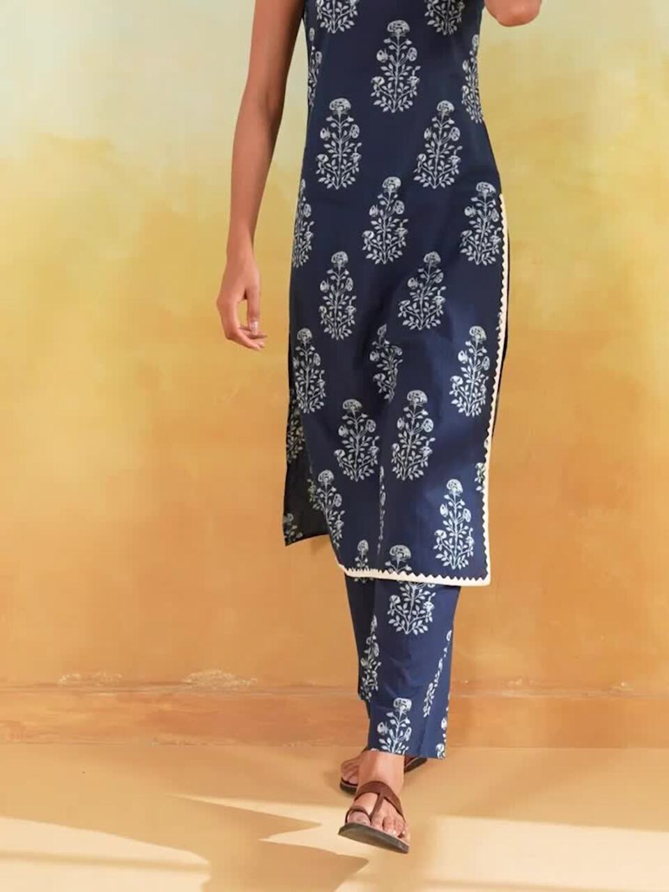 Anayna Floral Printed Round Neck Pure Cotton Straight Kurta With Trousers