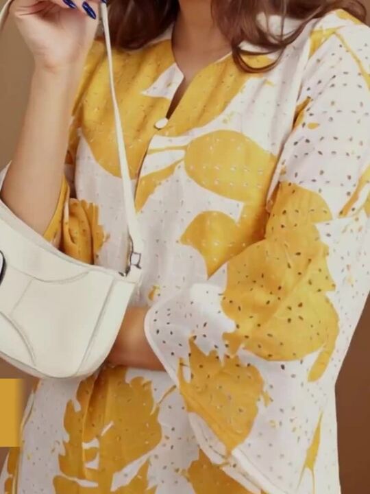 Tikhi Imli Floral Printed Round Neck Tunic With Trousers