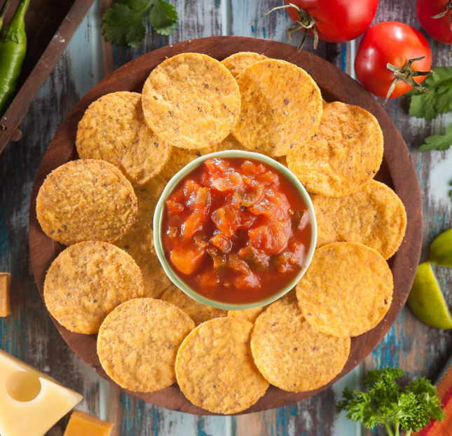 Cornitos Peri Peri Nachos and Salsa Dip Tray -  75 g