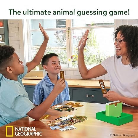 Skillmatics Guess in 10 National Geographic Animals Educational Card Game