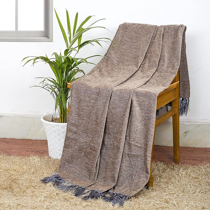 Cazimo Soft Chenille Premium Throw Blanket with Tassel Fringe Fade Resistant All Seasons Ultra-Soft
