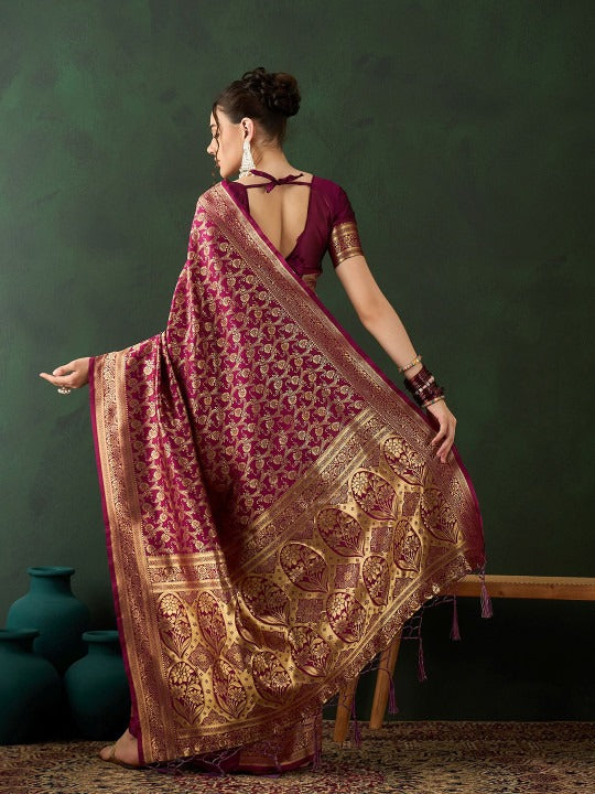 Sangria Woven Design Saree With Blouse Piece