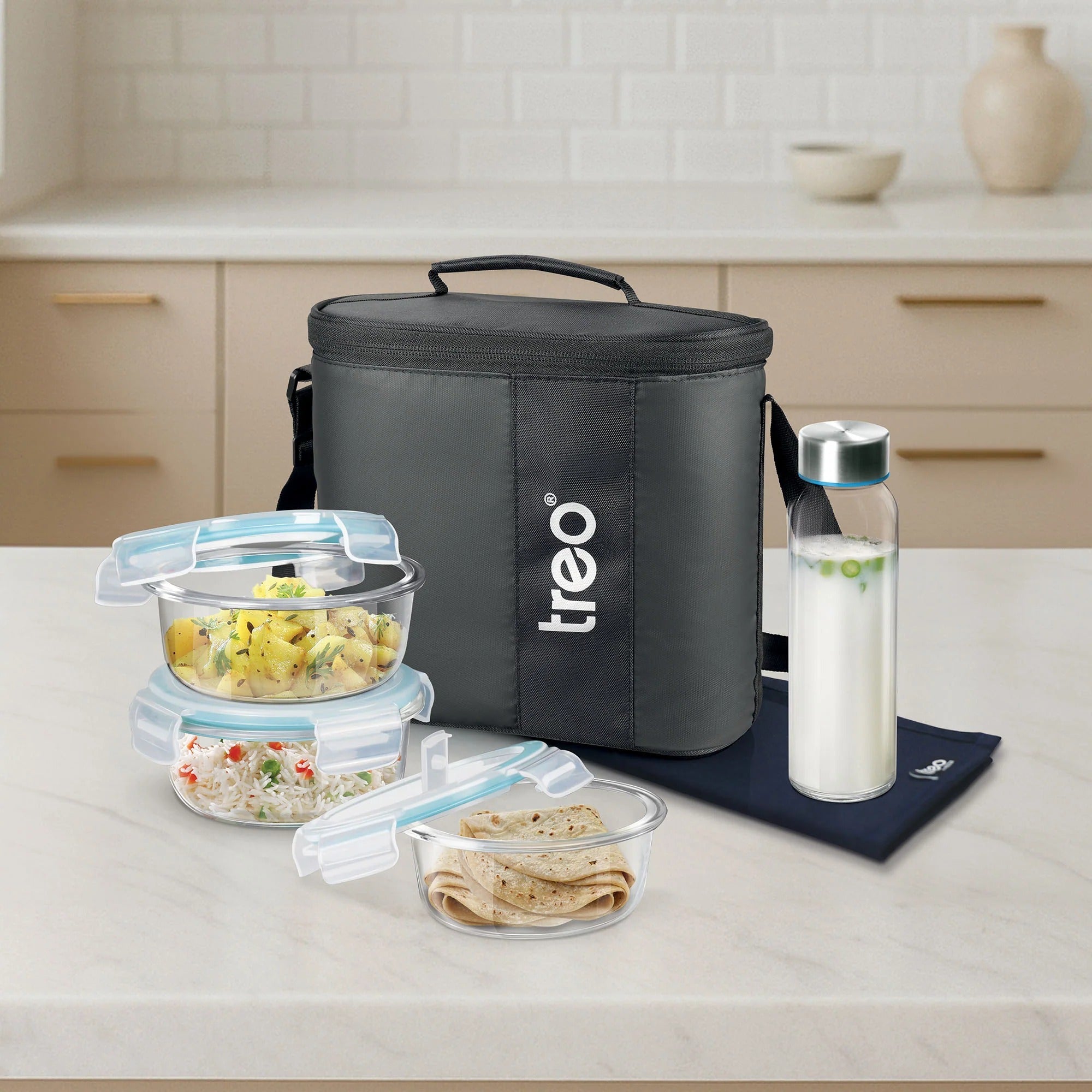 Milton All Weather Premier Tiffin Treo