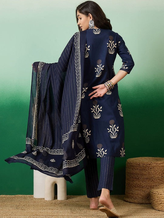 Sangria Notch Neck Printed Pure Cotton Kurta With Trousers & Dupatta