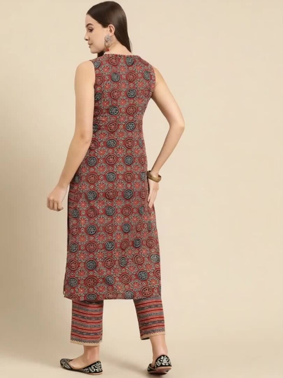 Anayna Women Ethnic Motifs Printed Regular Kurta with Trousers