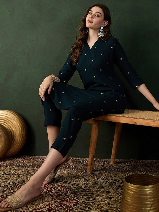 Sangria Teal Green Floral Printed V-Neck Straight Kurta With Trousers
