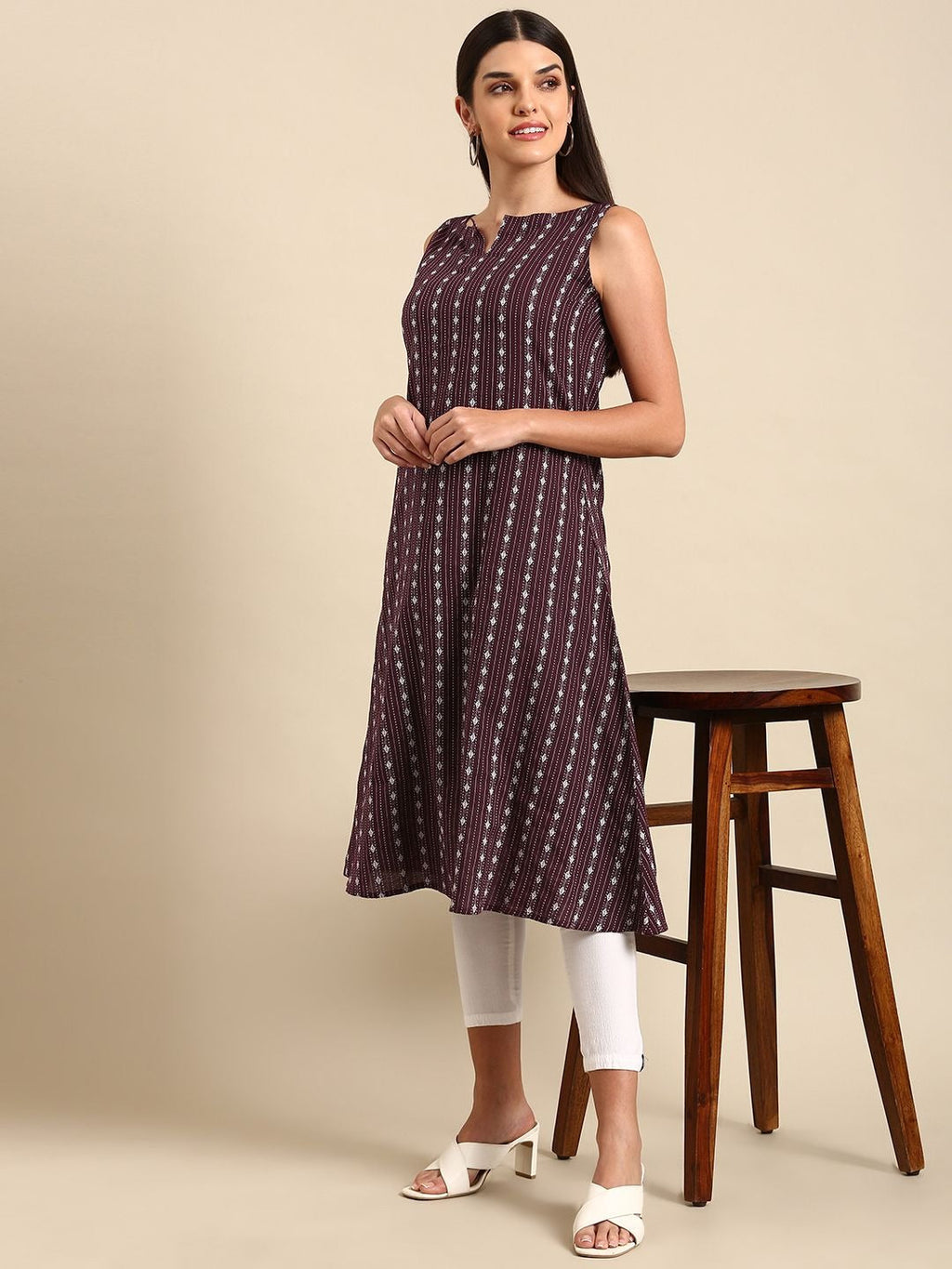 Anayna Women Kantha Work Dobby Cotton Kurta