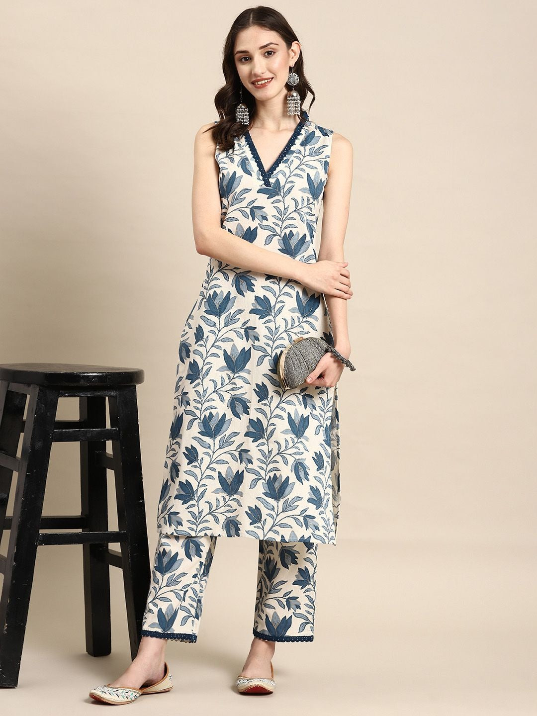 Anayna Women Floral Printed Regular Kurta with Trousers