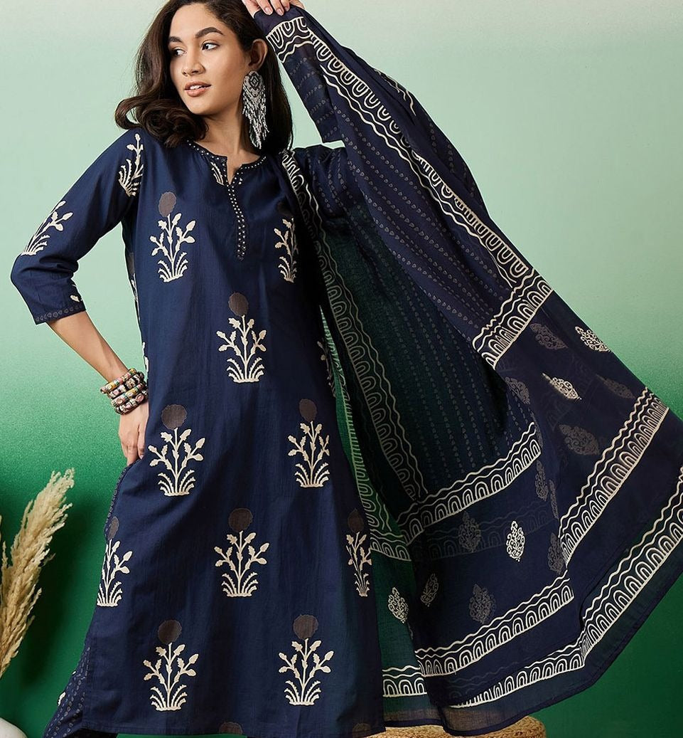 Sangria Notch Neck Printed Pure Cotton Kurta With Trousers & Dupatta