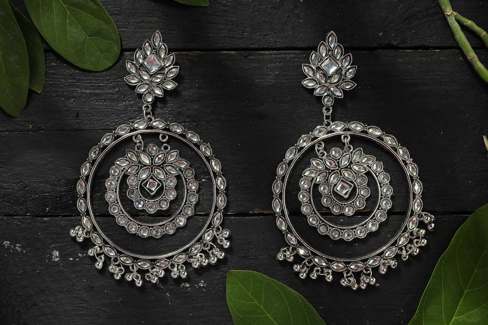 Mominos Fashion Johar Kamal Women's White Kundan Circles Earrings