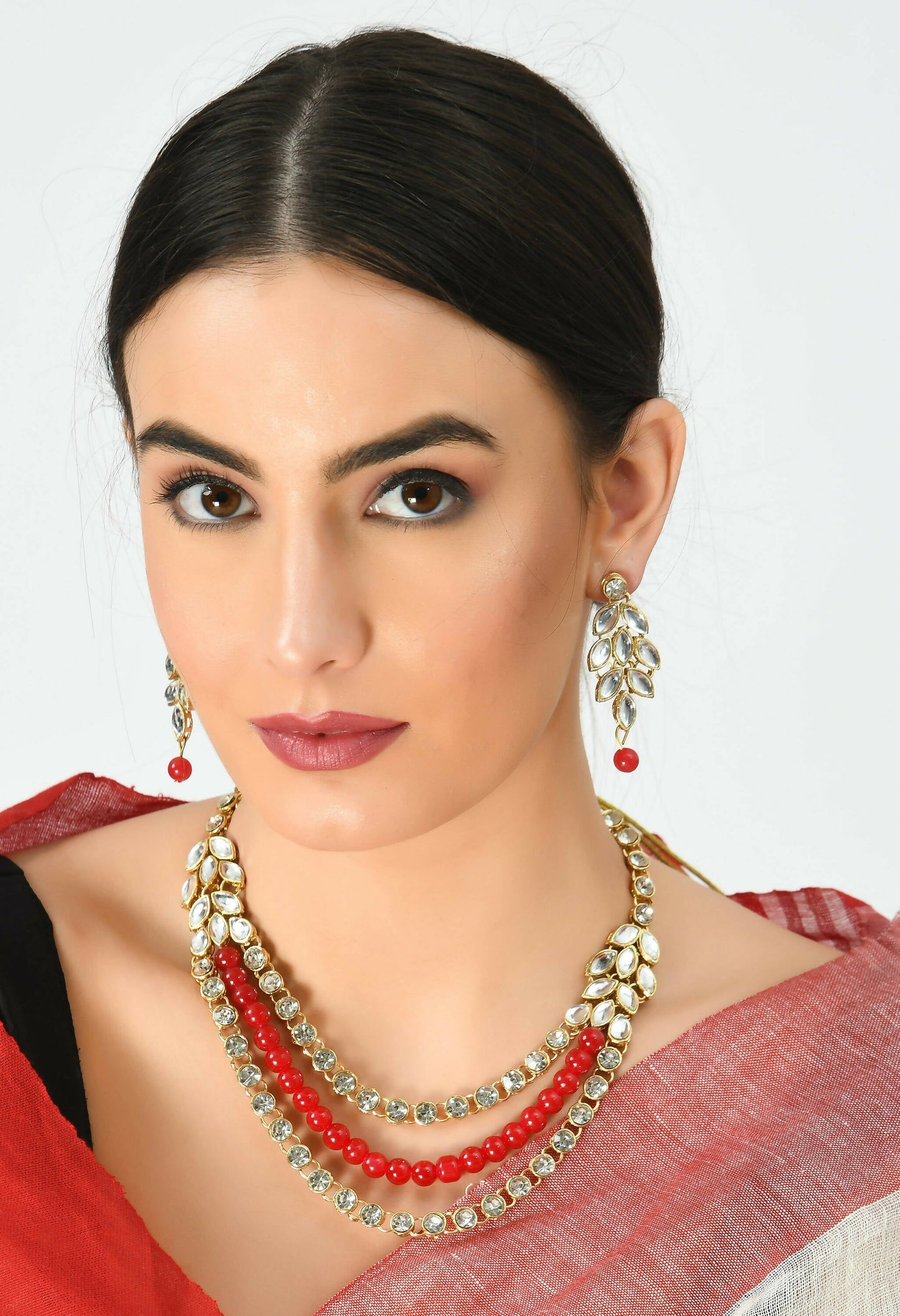 Mominos Fashion Johar Kamal Handicraft Finish White & Red Pearls Choker For Women (White/Red)