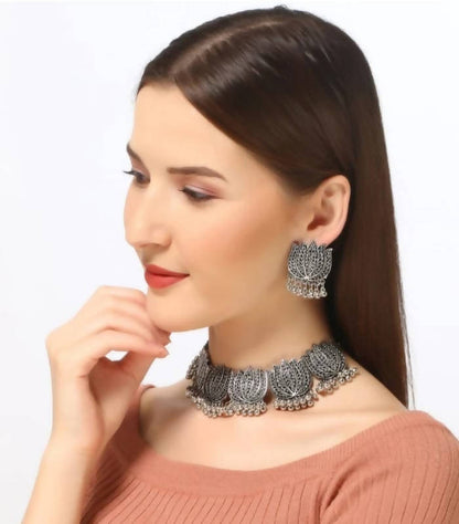 Mominos Fashion Oxidised Lotus Design Silver Color Necklace Choker Set