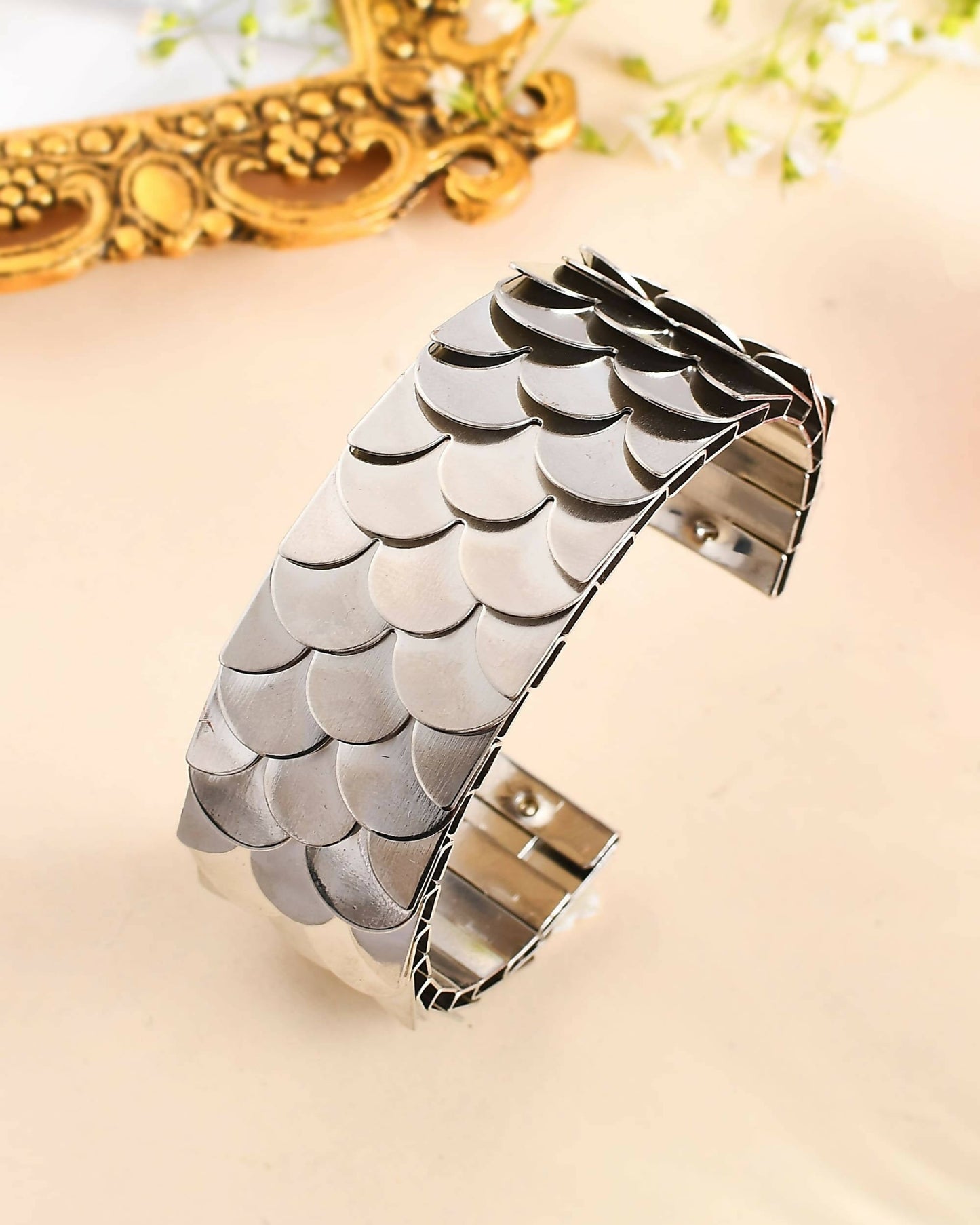 VOJ Women Silver Color stainless steel Bracelet