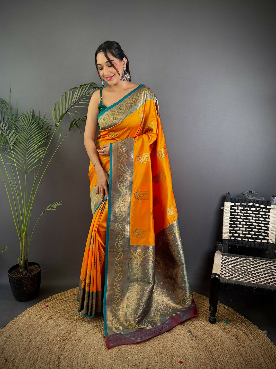 Joban Fashion Grey Peacock Banarasi Silk Sarees